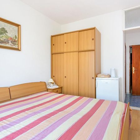 Double Room Supetar 5658D Экстерьер фото