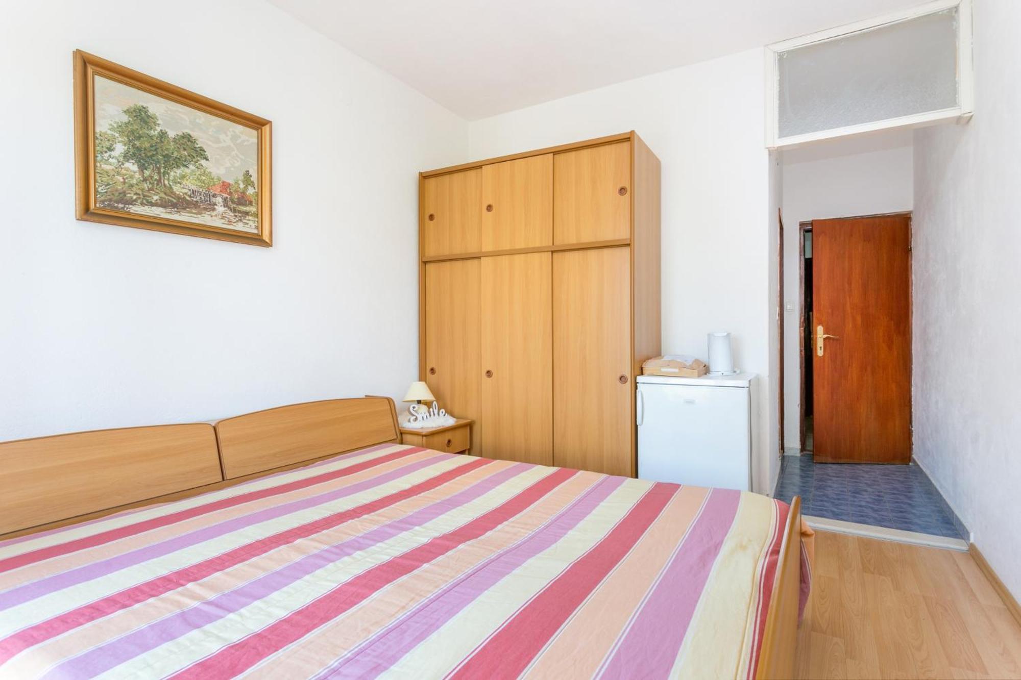 Double Room Supetar 5658D Экстерьер фото